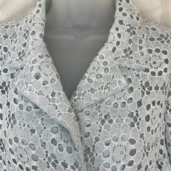 Dolce and Gabbana long lace jacket - Picture 2 of 9